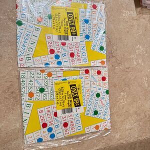 American Greetings Bingo Gift Wrap vintage Party Supplies Wrapping 8.33 Sq‎ Ft